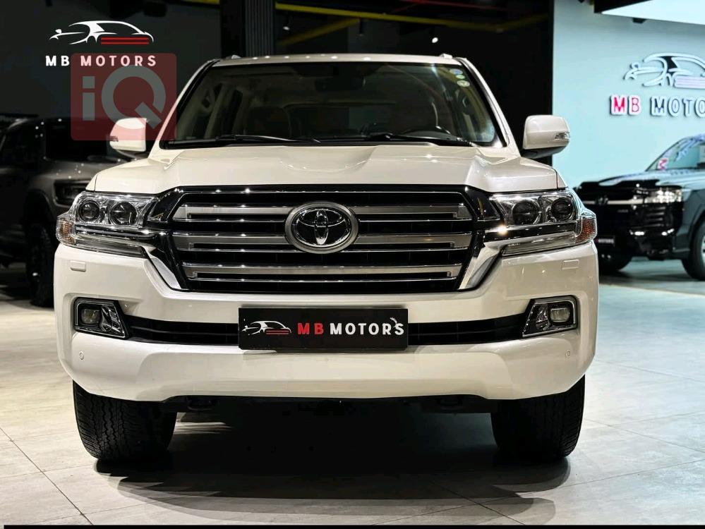 تويوتا لاندكروزر